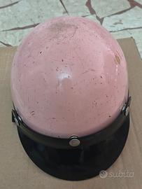 Casco rosa per scooter
