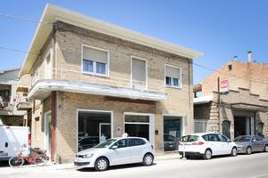 NEGOZIO A PORTO SAN GIORGIO