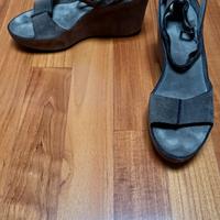 Sandalo Obelin Basic in Camoscio con Zeppa – Tagli