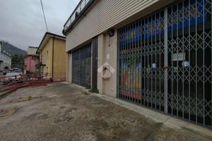 NEGOZIO A LUMEZZANE
