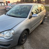Volkswagen Polo 1.4/80CV TDI 5p. Sportline