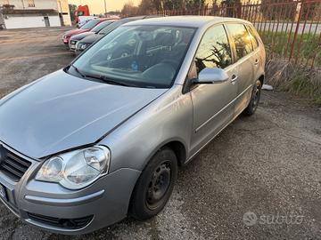 Volkswagen Polo 1.4/80CV TDI 5p. Sportline