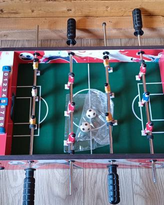 Calcio balilla da tavolo