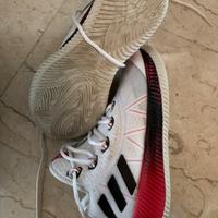 Scarpe Adidas da basket taglia 35,5