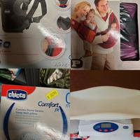 1 Bilacia elettronica, 2 marsupi Chicco, 1 cuscino