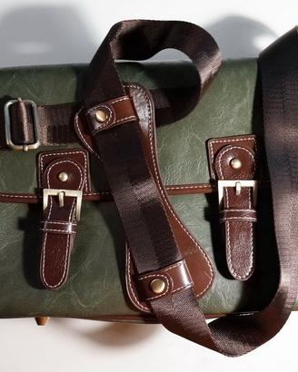 ELEGANTE AMPIA BORSA FOTOGRAFICA in PELLE (NUOVA)