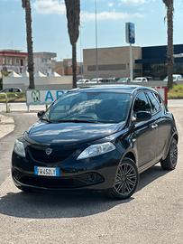 Lancia ypsilon 1.2 GPL 2019