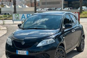 Lancia ypsilon 1.2 GPL 2019
