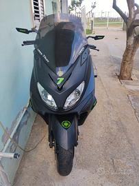 Yamaha Tmax