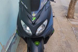 Yamaha Tmax