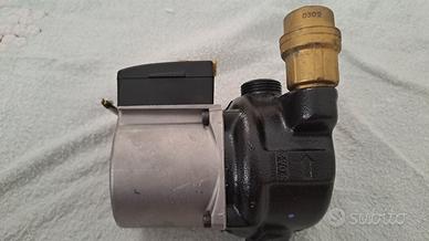 Pompa per caldaia sime Planet 30/60 BF.