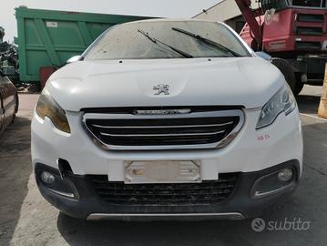 Peugeot 2008 2014 -368.23 - ricambi usati