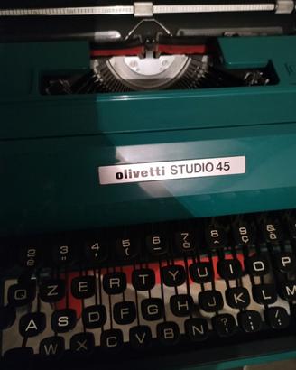 macchina da scrivere Olivetti studio 45 
