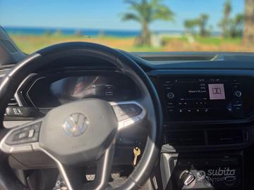 Volkswagen T-Cross Ascot Grey (95 CV
