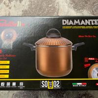 Pentola per cuocere e scolare la pasta pastabella