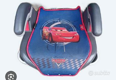 Seggiolino Auto rialzato  .