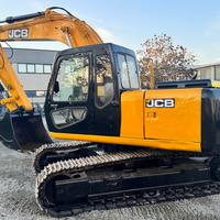 Escavatore jcb js160