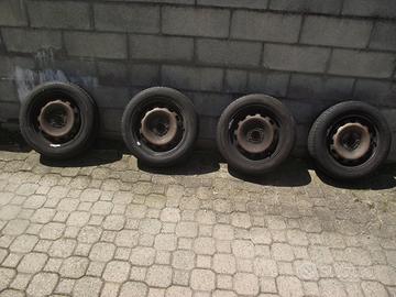 Gomme e cerchi ford 195/55r15 85H