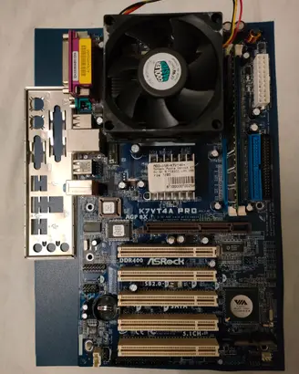 Scheda Madre ASRock K7VT4A PRO
