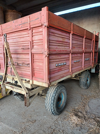 Rimorchio agricolo perona