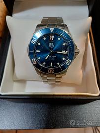 TAG Heurer automatico sub m.300 Acquaracer