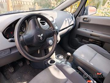 Mitsubishi colt 11-2007