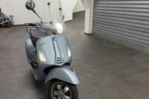 Vespa GTS 300 Hpe anno 2022