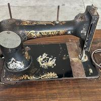 macchina da cucire Naumann