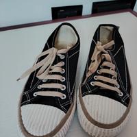 Sneakers nere e beige donna