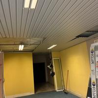 Controsoffitto a doghe di alluminio