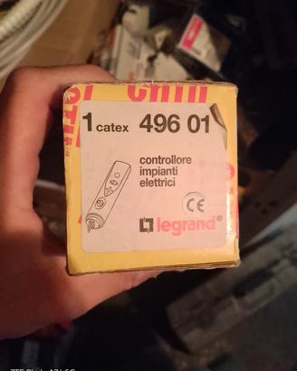 misuratori e tester di tensione 