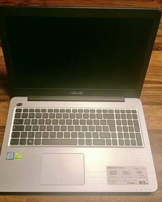 PC ASUS X556U