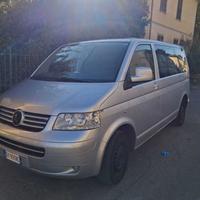 VOLKSWAGEN Transporter 2.5 TDI/130CV PC Kombi