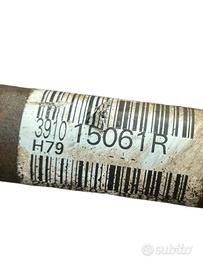 Semiasse sinistro Dacia Duster 1600 benzina 2010/2