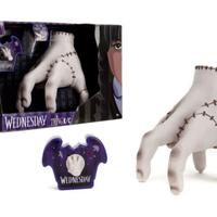 Famiglia addams mano