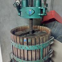 torchio per uva idraulico