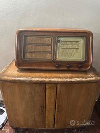 Radio CGE con mobile bar