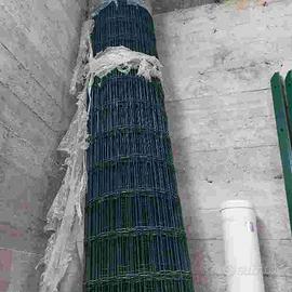 Rete e paletti per recinzione