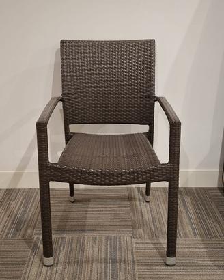Sedia rattan con braccioli EMU Contract