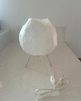 lampada da tavolo ikea