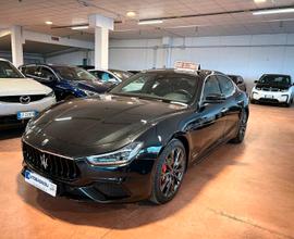 Maserati Ghibli GRANSPORT L4 330 CV MHEV 26000 km