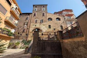 3 LOCALI A ANAGNI