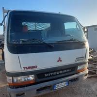 Mitsubishi Canter 1