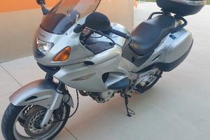 HONDA DEAUVILLE 650 2003