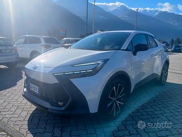Toyota C-HR 2.0 HV AWD Trend