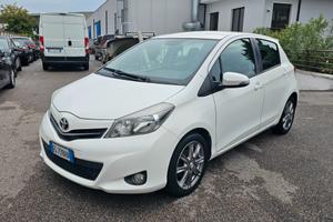 Toyota Yaris 1.4 D-4D 5 porte Lounge
