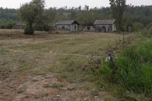 Privato vende ex villaggio turistico