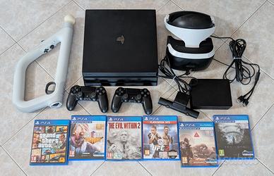 PLAYSTATION 4 PRO E ACCESSORI 