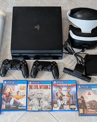 PLAYSTATION 4 PRO E ACCESSORI 