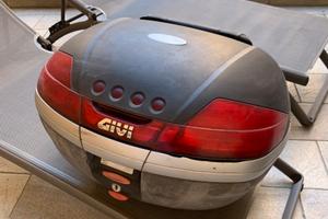 Bauletto moto Givi V46